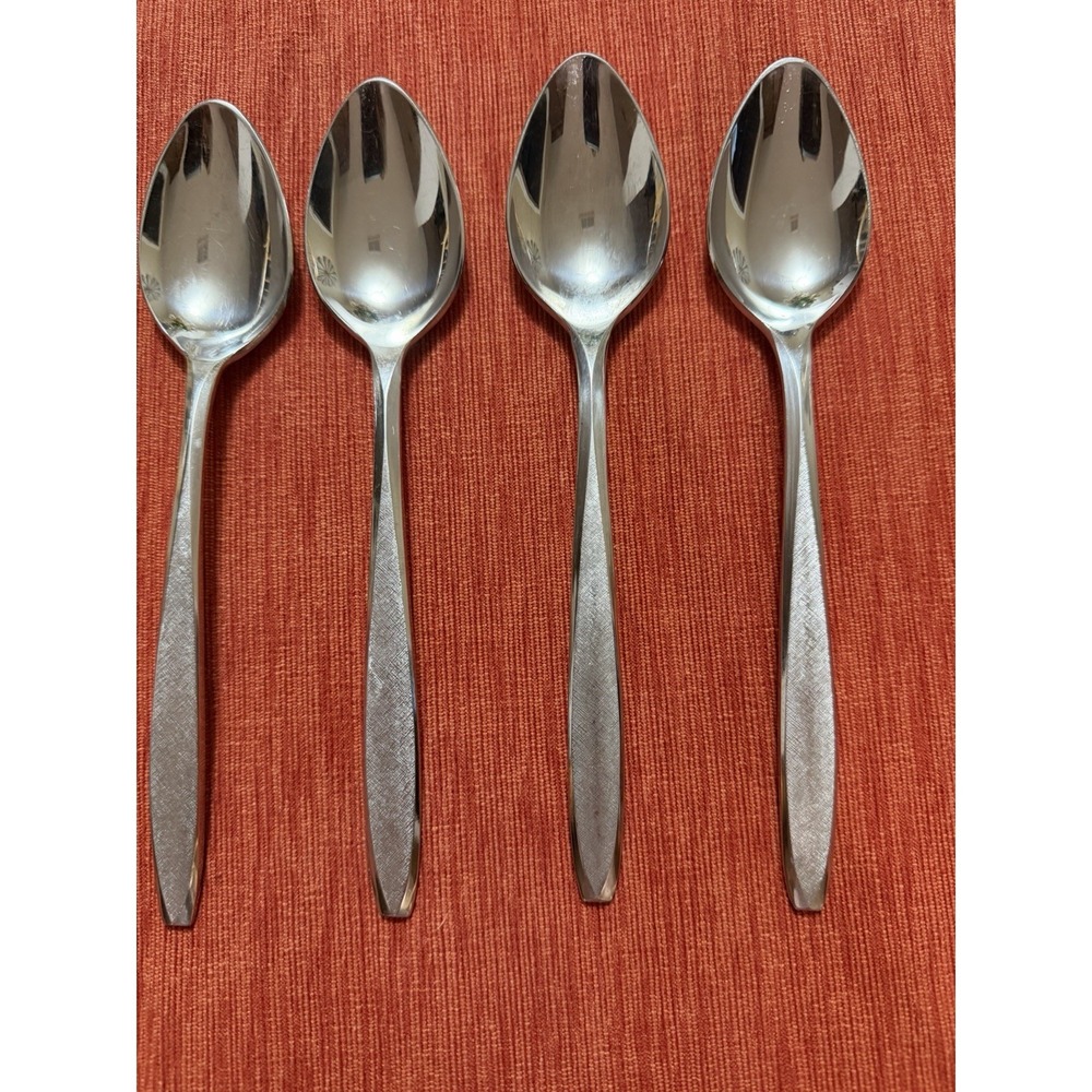 Ekco Eterna Corsair Oval‎ Soup Spoons Set 4 Stainless Flatware 7.5"